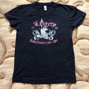 american apparel tshirt size M